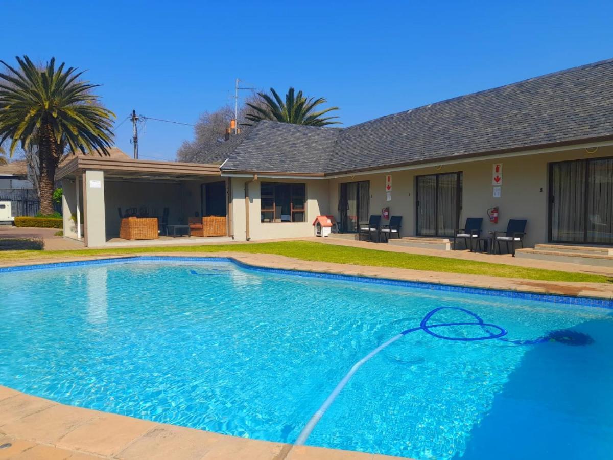 47 On Preston Guesthouse Johannesburg Zewnętrze zdjęcie