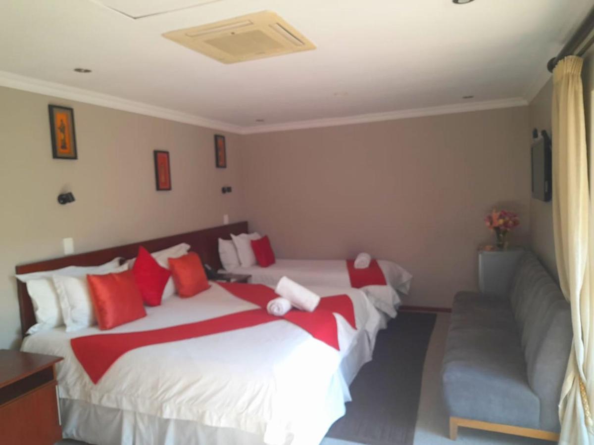 47 On Preston Guesthouse Johannesburg Zewnętrze zdjęcie