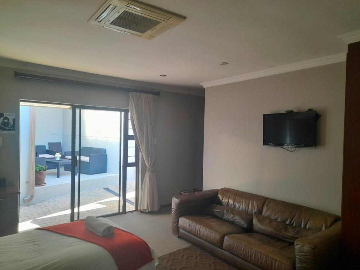 47 On Preston Guesthouse Johannesburg Zewnętrze zdjęcie