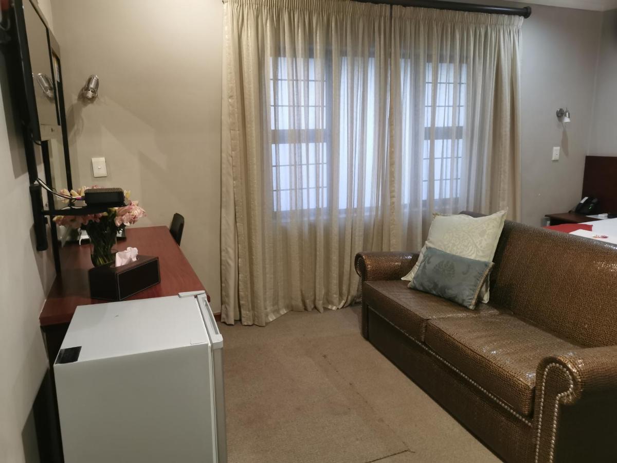 47 On Preston Guesthouse Johannesburg Zewnętrze zdjęcie